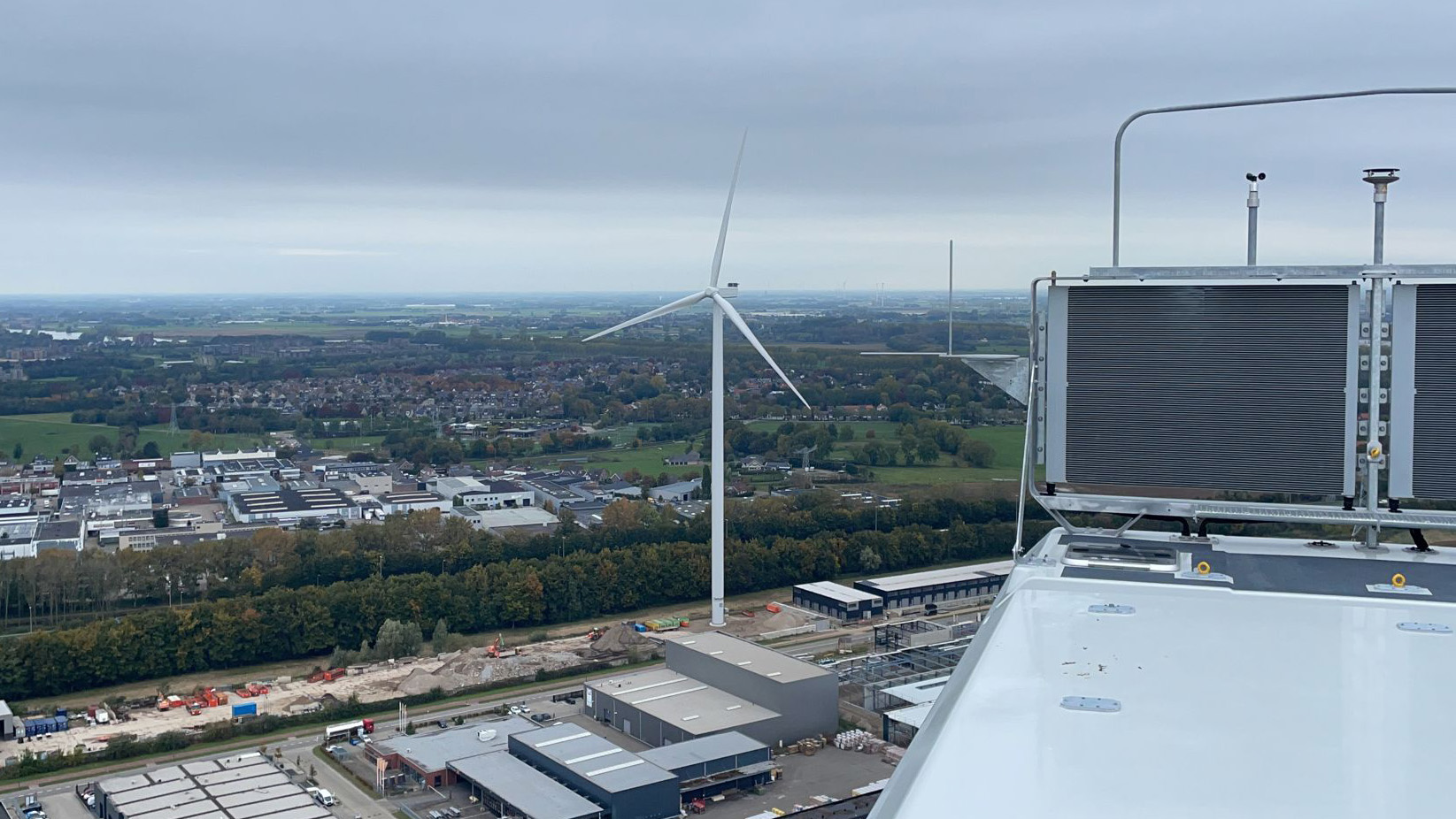 Platform Coöperatief Duurzaam daagt de nieuw verkozen gemeenteraden in Noordoost Brabant uit om samen de breed gedragen energietransitie te versnellen met een regionale Green Deal.